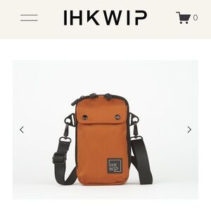 IHKWIP THE EVERYDAY ESSENTIALS CROSSBODY BAG - WARM CARAMEL